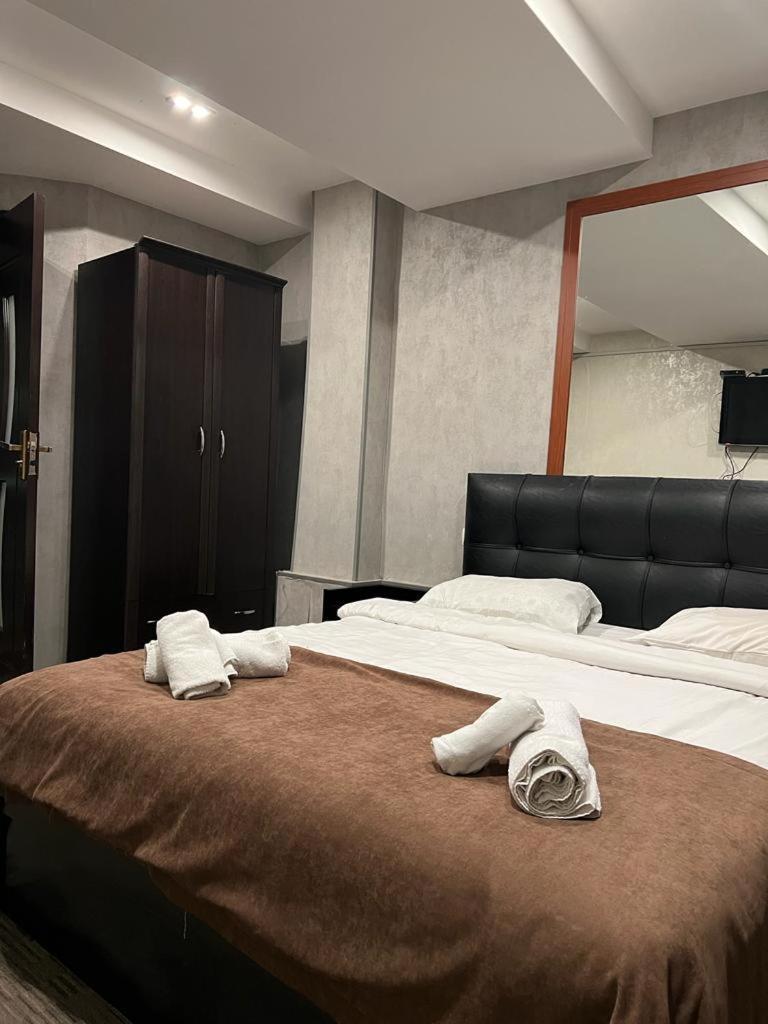 Elno Hotel Tbilisi Exteriör bild