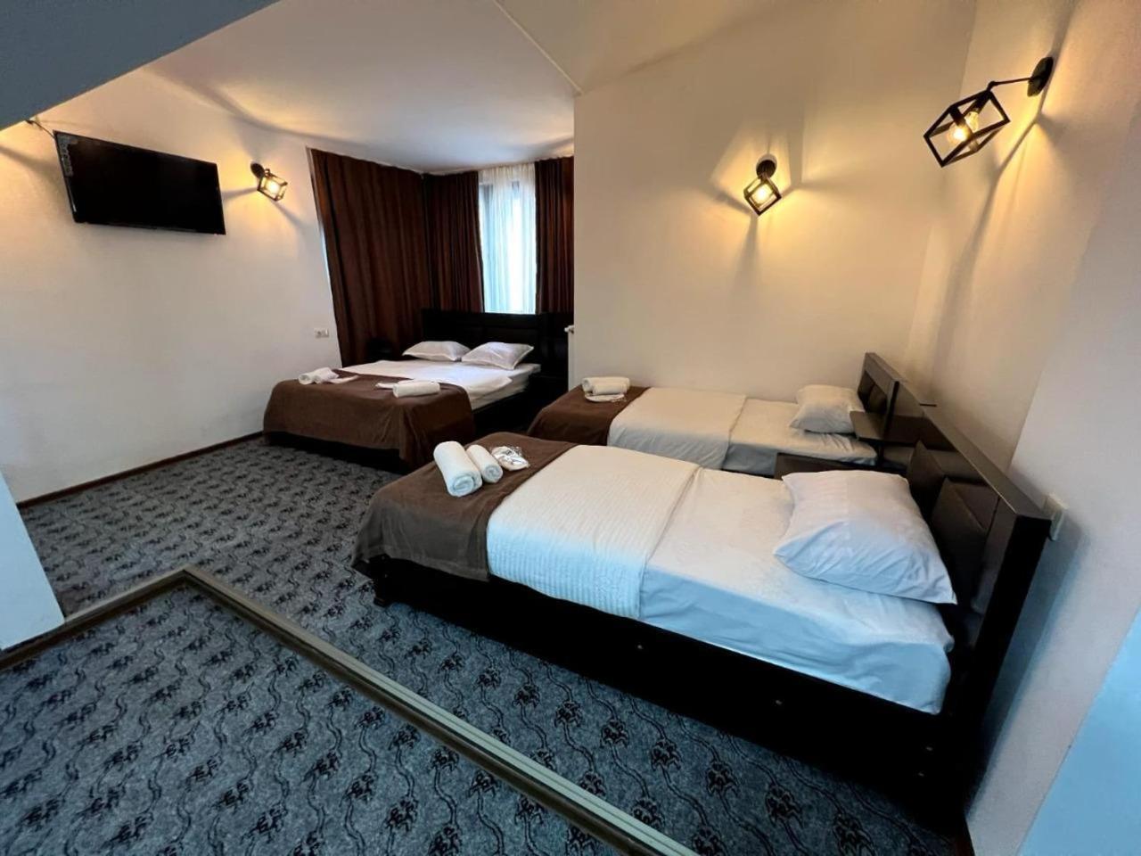 Elno Hotel Tbilisi Exteriör bild