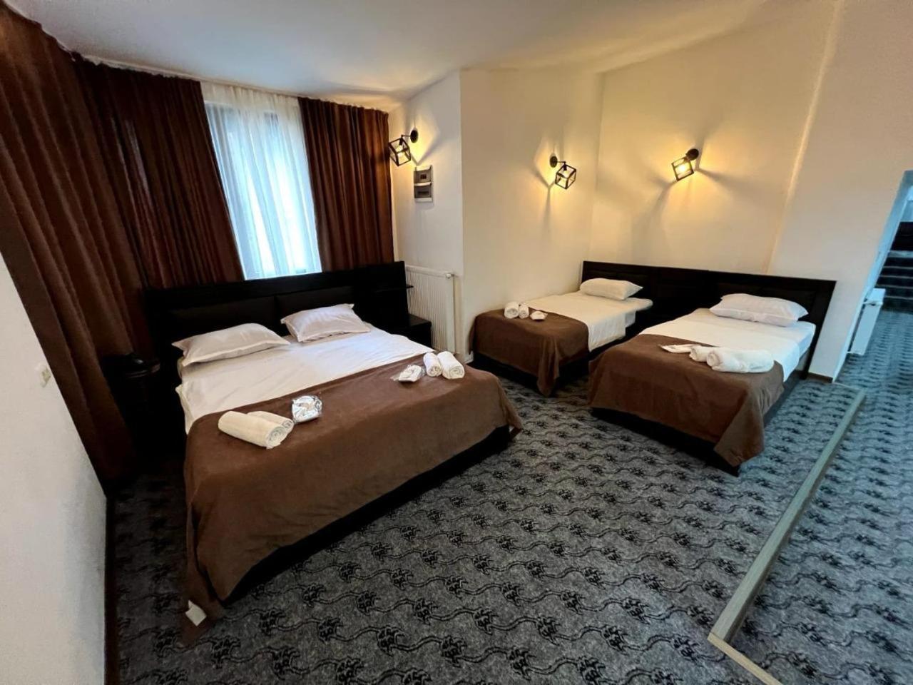 Elno Hotel Tbilisi Exteriör bild